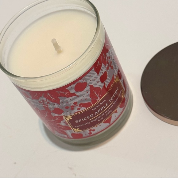 🌴White Barn Spiced Apple Toddy Candle - Picture 2 of 4